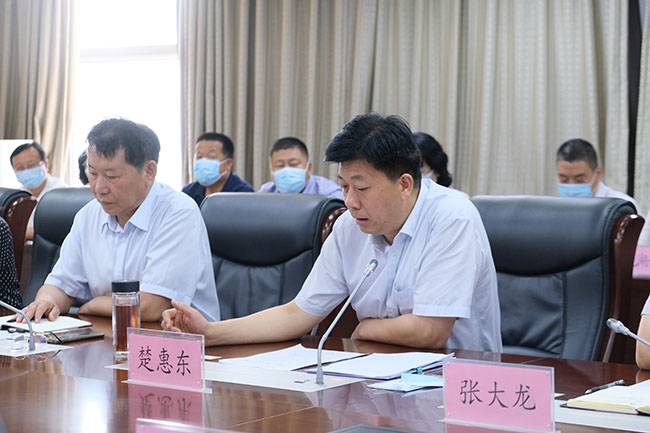 郑州市教育局党组书记、局长楚惠东讲话.JPG