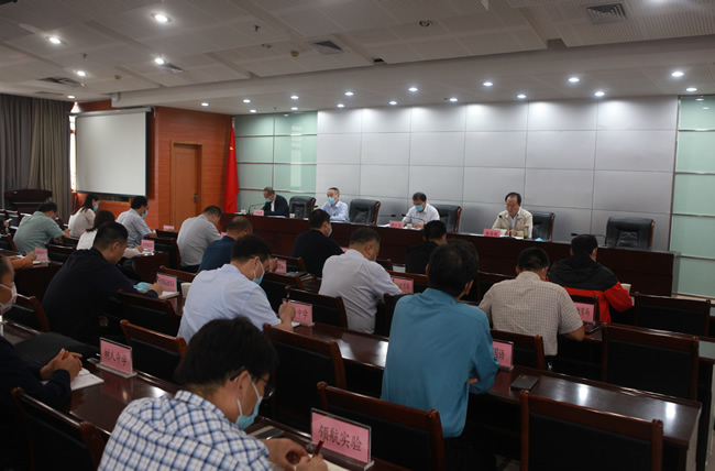 9月1日下午，全市民办学校安全工作会议召开。.jpg